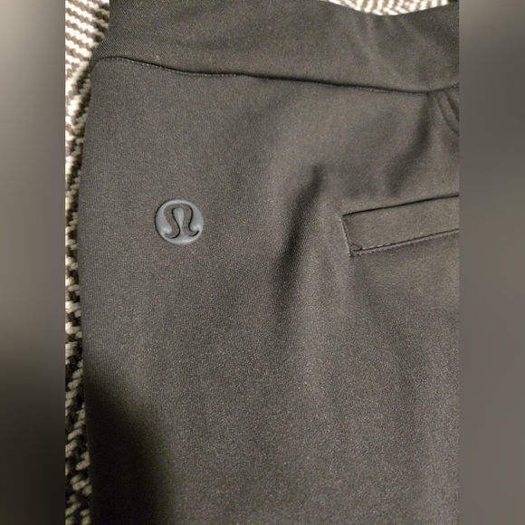 Lululemon pants - Picture 3 of 4